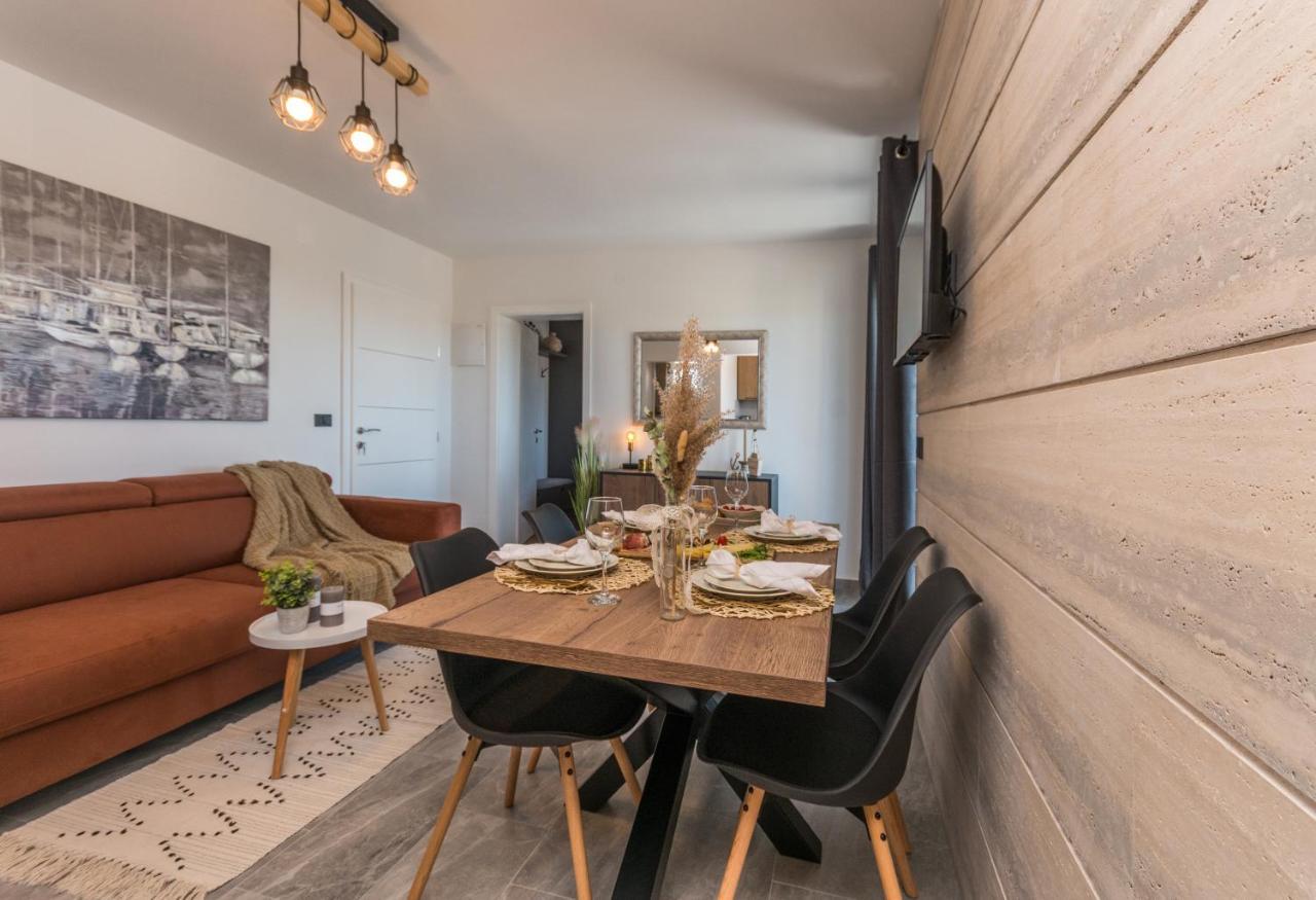 Marilu Luxury Apartments Drage Luaran gambar