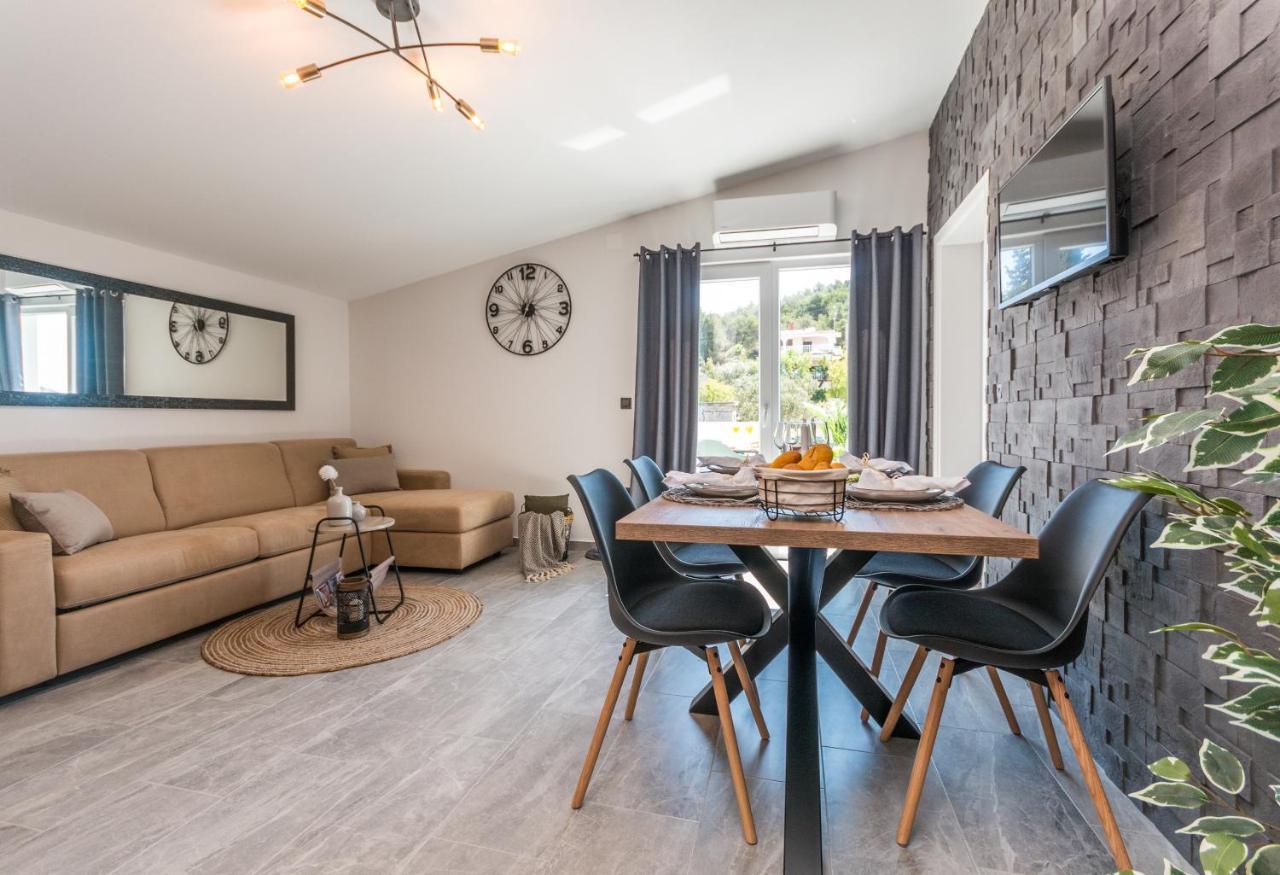 Marilu Luxury Apartments Drage Luaran gambar