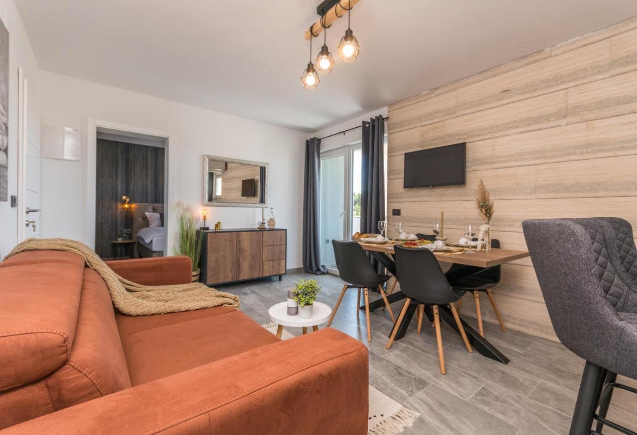 Marilu Luxury Apartments Drage Luaran gambar