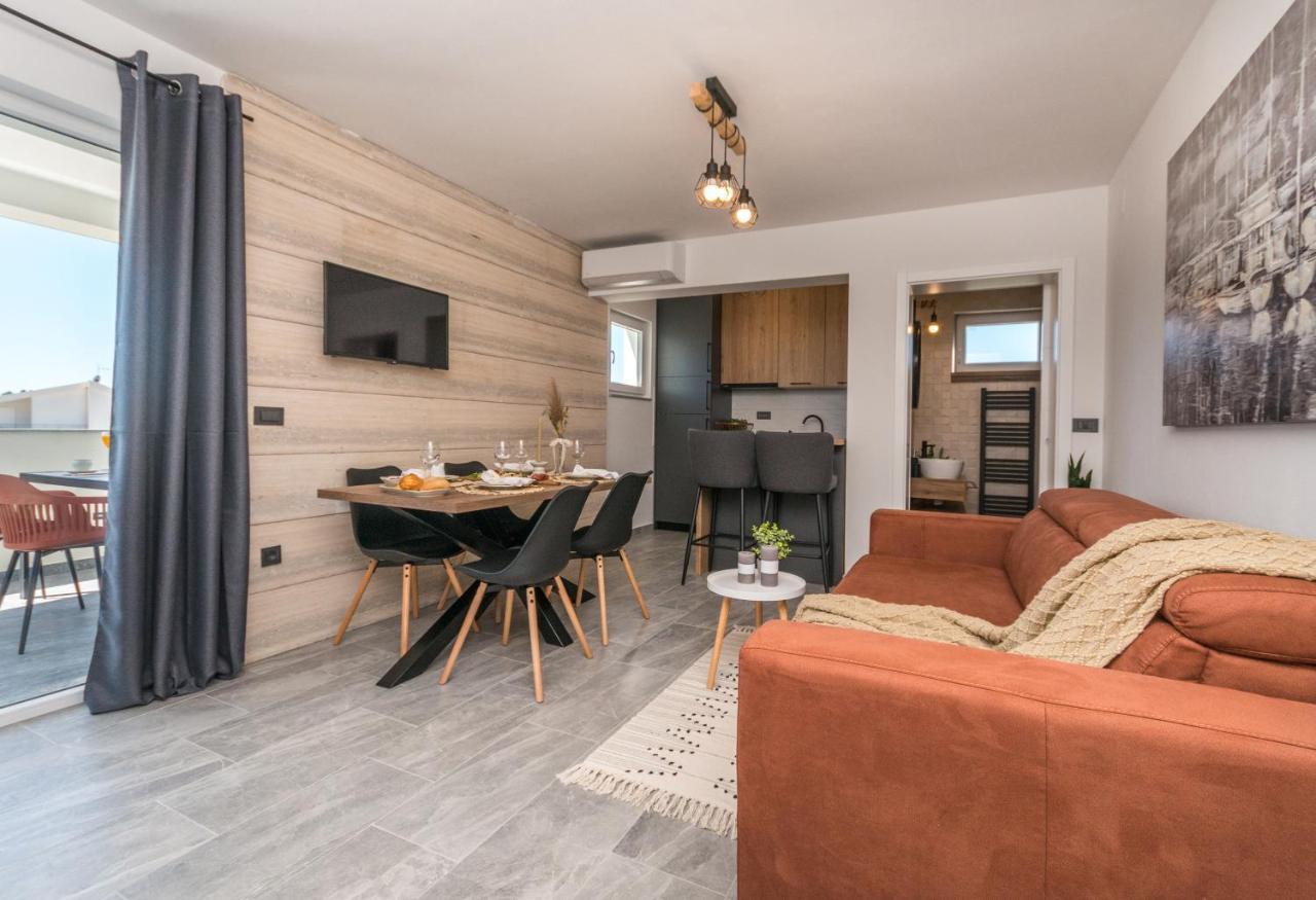 Marilu Luxury Apartments Drage Luaran gambar
