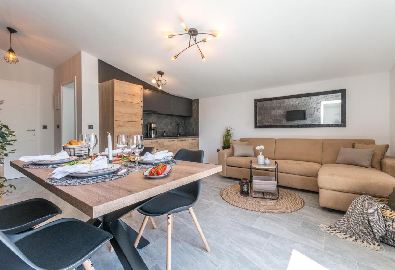 Marilu Luxury Apartments Drage Luaran gambar